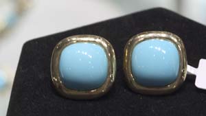 スカイブルーのトルコ石