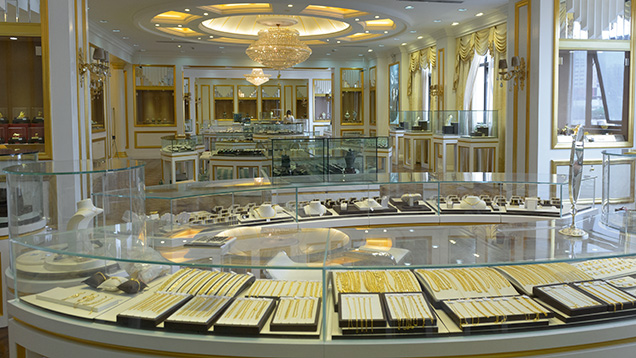 金色和红色展厅