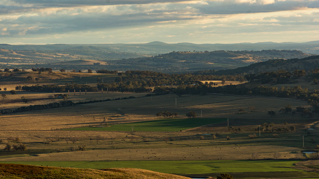 上空から見たインヴェレルサファイア採鉱場