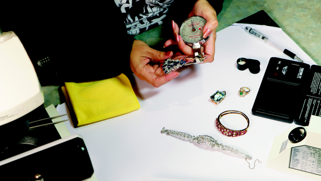 職場での鑑定士