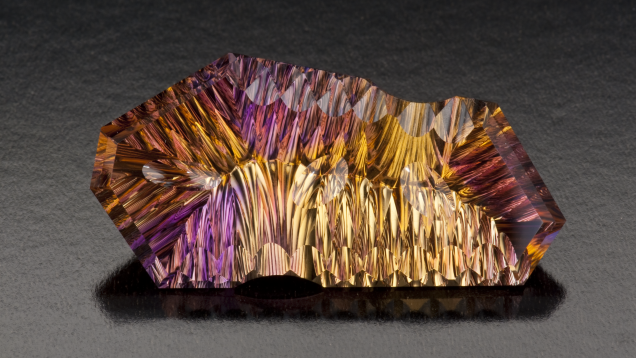 48.90 克拉紫黄晶