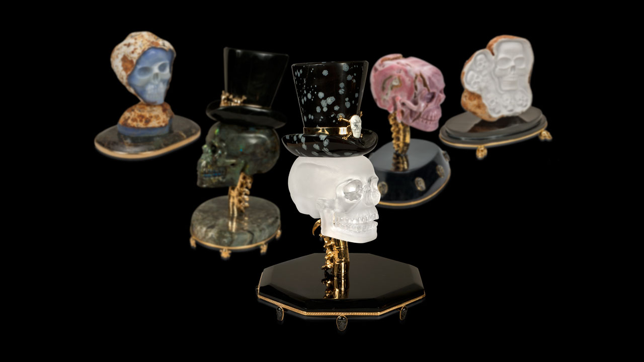 Artist Luis Alberto Quispe Aparicio infused all of his skull carvings with personalities reflected by the names he gave them. Photos by Orasa Weldon/GIA, courtesy of Luis Alberto Quispe Aparicio. 