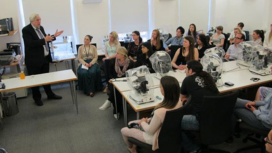 Some of the most respected and influential gem and jewelry professionals regularly come to GIA to share their insights with you. These are rare opportunities to learn about the industry and to build relationships with VIPs.