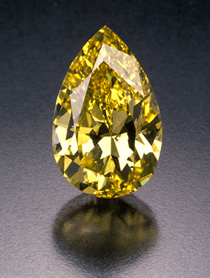 9.05カラット ファンシービビッドイエローダイヤモンド
