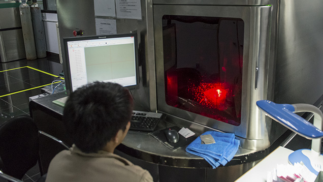 周大福ダイヤモンド切削工場: LMJ ウォータージェットレーザーソーイング