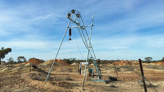 巻き上げ機システム