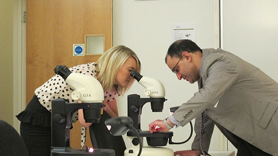 What makes a gemstone beautiful and precious? You’ll know why after studying at GIA.